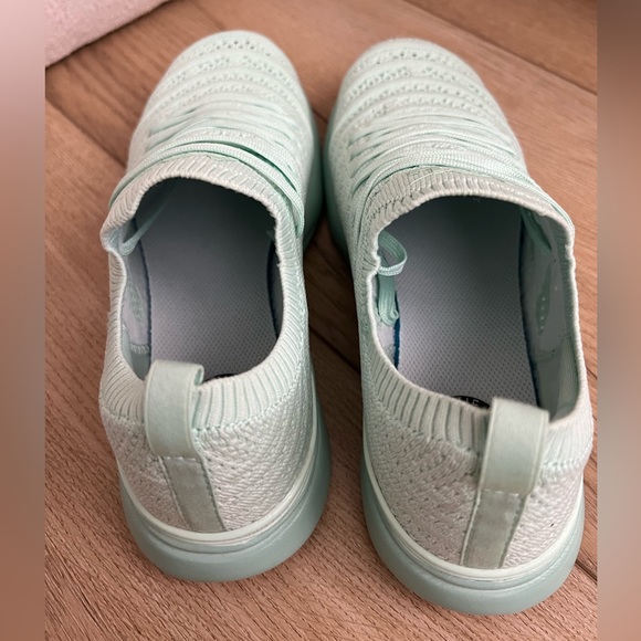APL ♡ Techloom Wave Sneakers in Peppermint - Picture 12 of 13